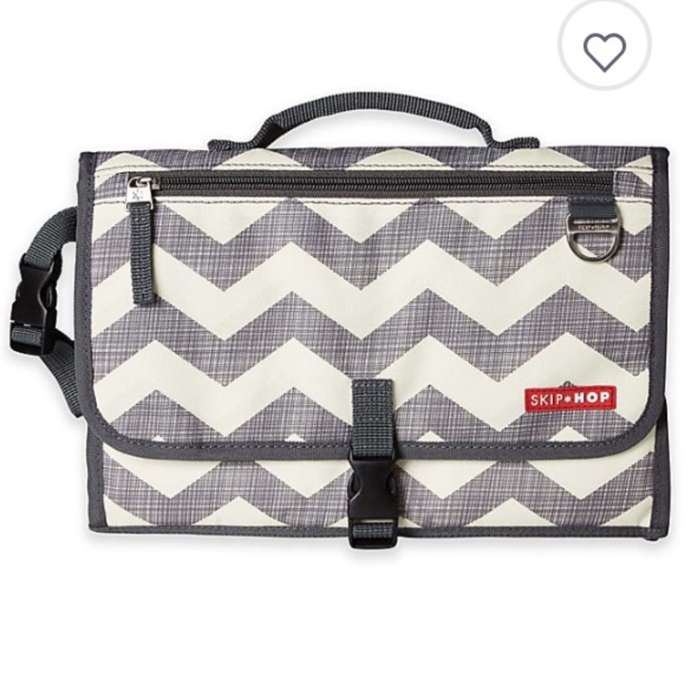 SKIP HOP DIAPER & WIPE CARRIER W/ CHANGING PAD